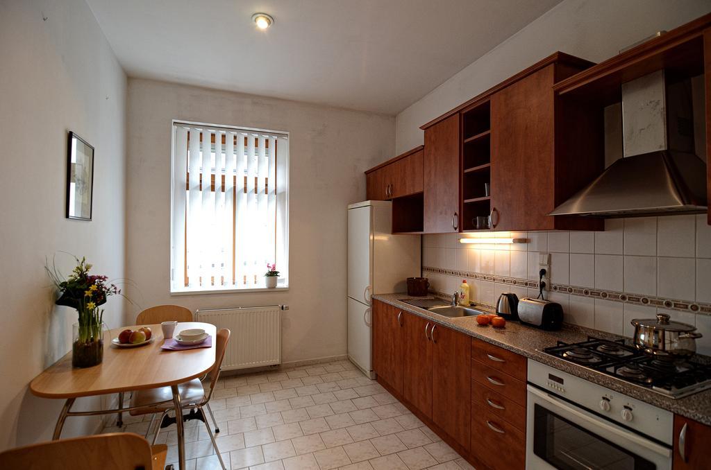 Apartments Karlin Praga Habitación foto
