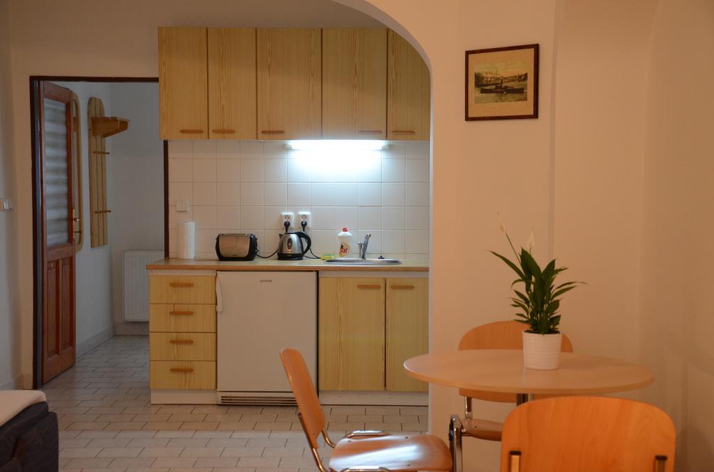 Apartments Karlin Praga Habitación foto