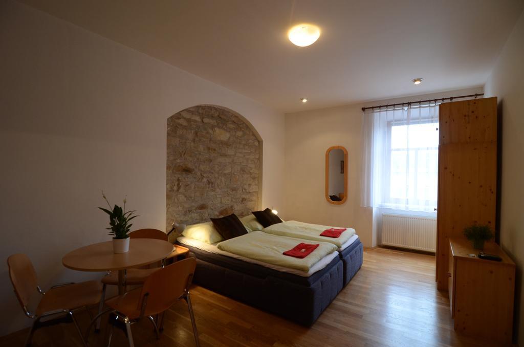 Apartments Karlin Praga Habitación foto
