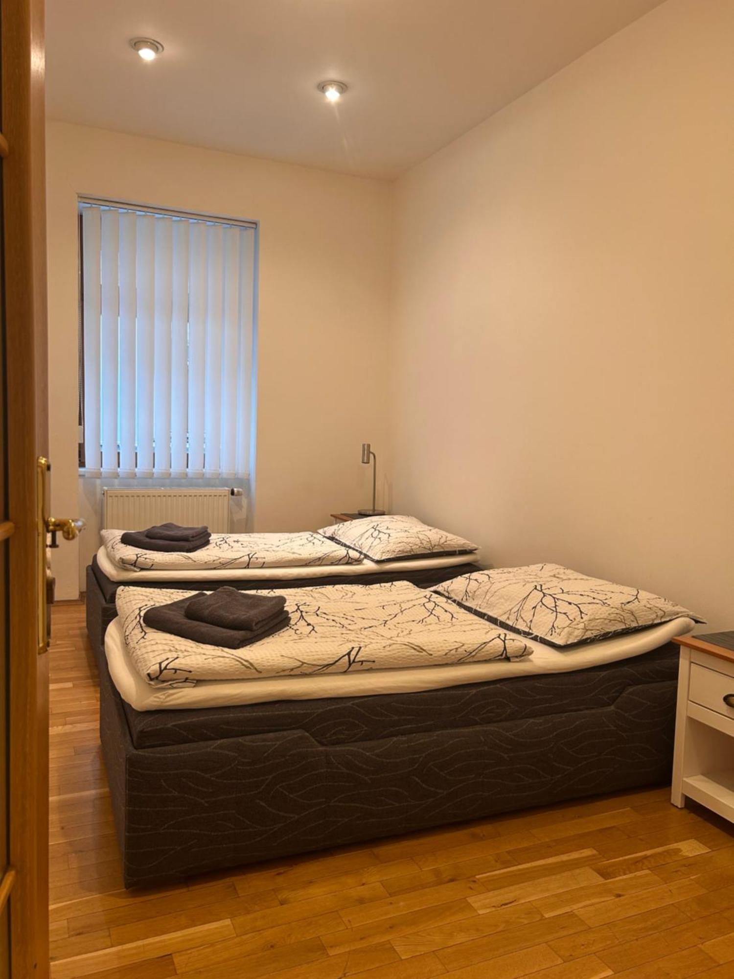 Apartments Karlin Praga Exterior foto